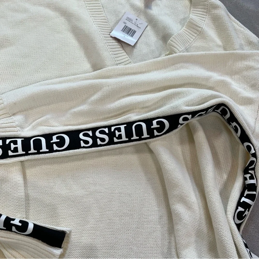 Guess NEW Sweater  XL White New V-Neck Knit Athleisur Streetwear Oversized Fall